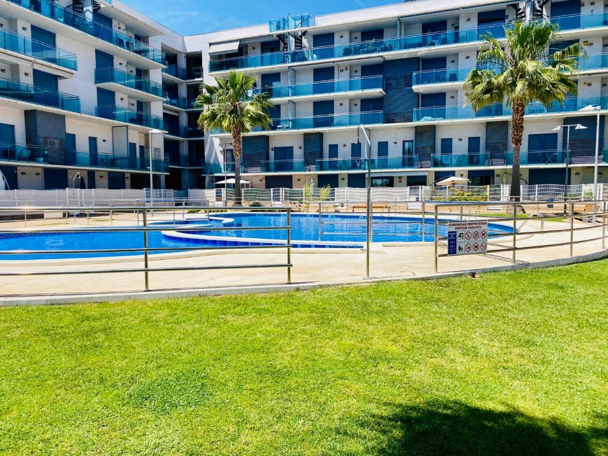 Elise Sun Beach Камбрильс Экстерьер фото